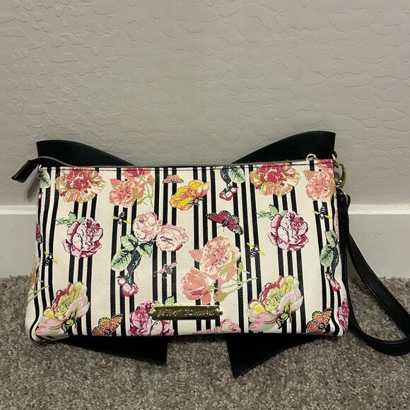 Betsey Johnson vintage clutch Floral‎ Stripe Crossbody Bag Big Bow - Picture 1 of 13